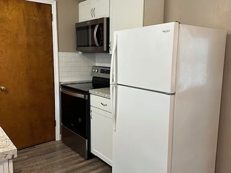 10-16 Werni Dr — Photo 5