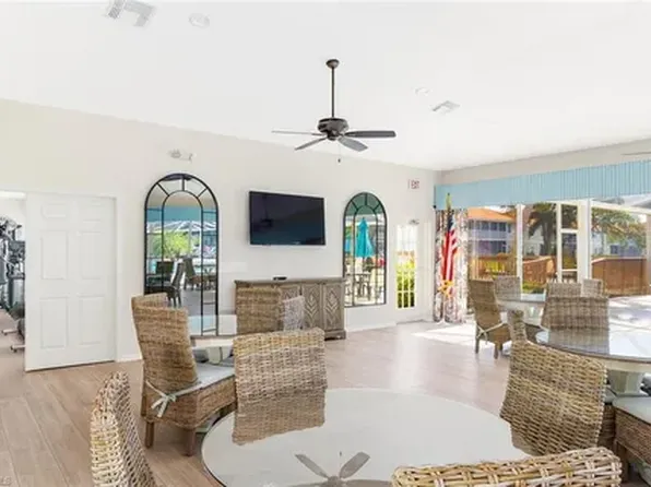 7564 Silver Trumpet Ln, Naples, FL