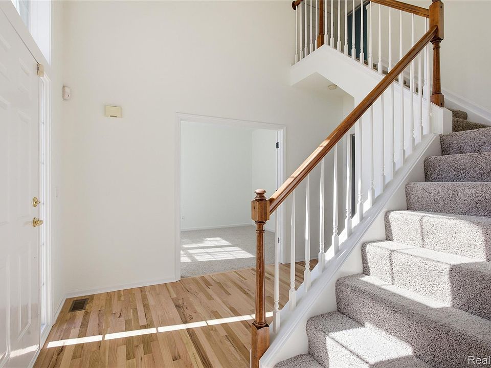 496 Pleasant Ridge Dr, photo 8