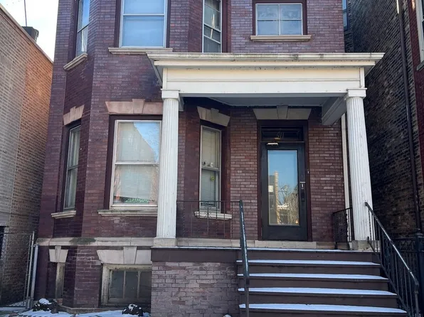 911 W Diversey Pkwy, Chicago, IL 60614