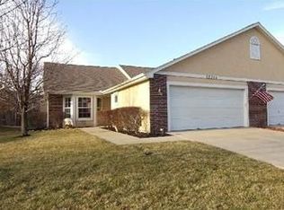 12214 Oakmont St, Overland Park, KS 66213