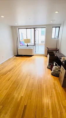 Rented by Compass | media 2