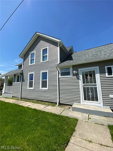 3295 W 50th St Photo 1