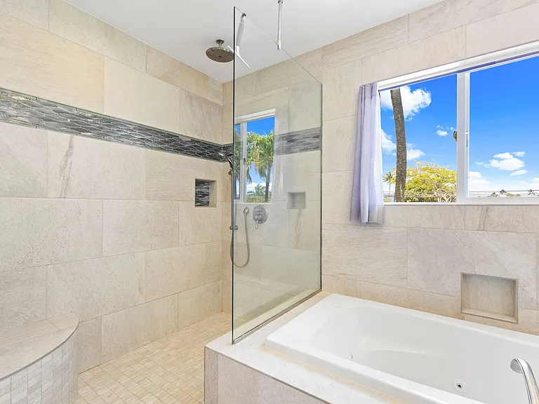 748 Mokapu Rd — Photo 11
