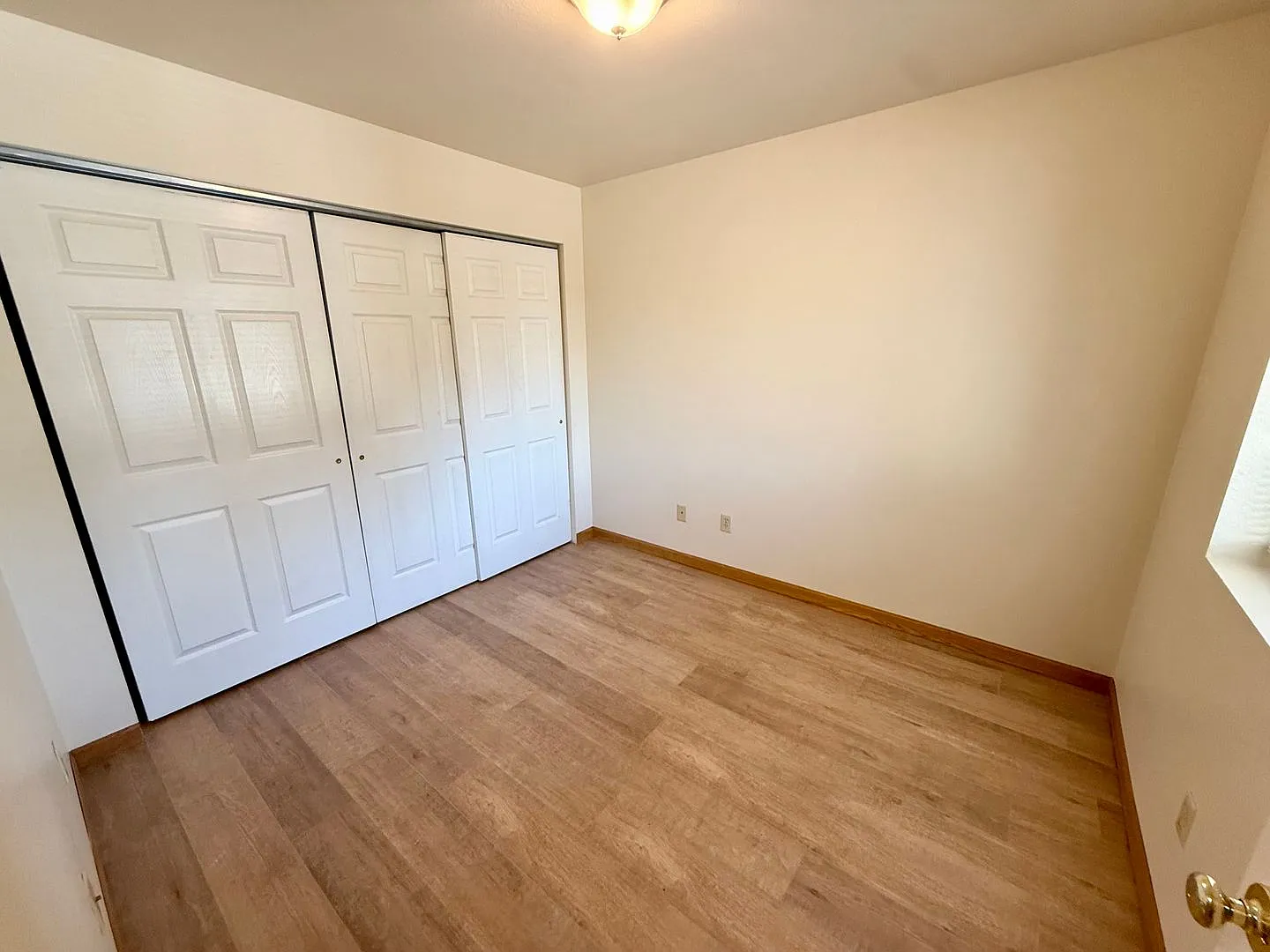 Low Security Deposit Spacious Two-Story Apartment Near CSU & Old Town — Photo 4