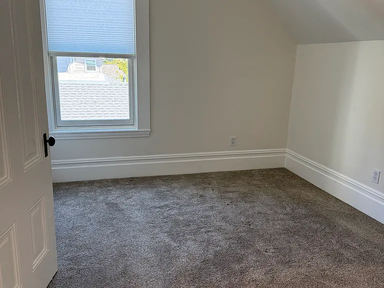 104 8th St #3 — Photo 30