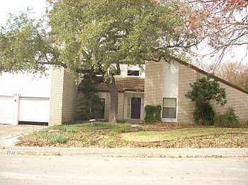 1st image of 13727 Hunters Moss St