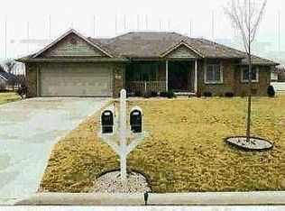 416 N Pointe Dr, Archbold, OH 43502