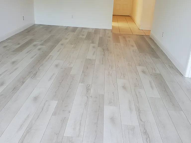 Sherwood Square Apartments — Photo 20