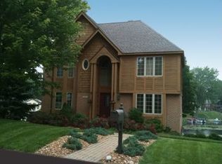 3604 Lakeview Dr, Highland, MI