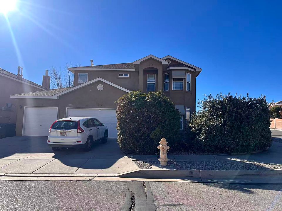 1st image of 4336 Canada Pl NW