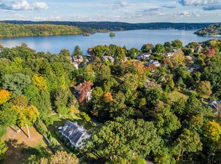 55 Knollcrest Rd, New Fairfield, CT 06812