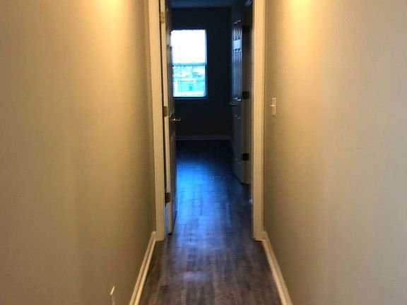 4th image of 313 Parker Pl SW