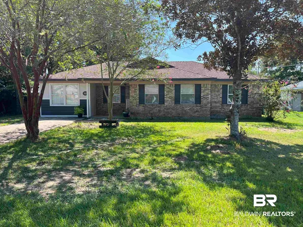 68 Grimes Ln, Loxley, AL 36551