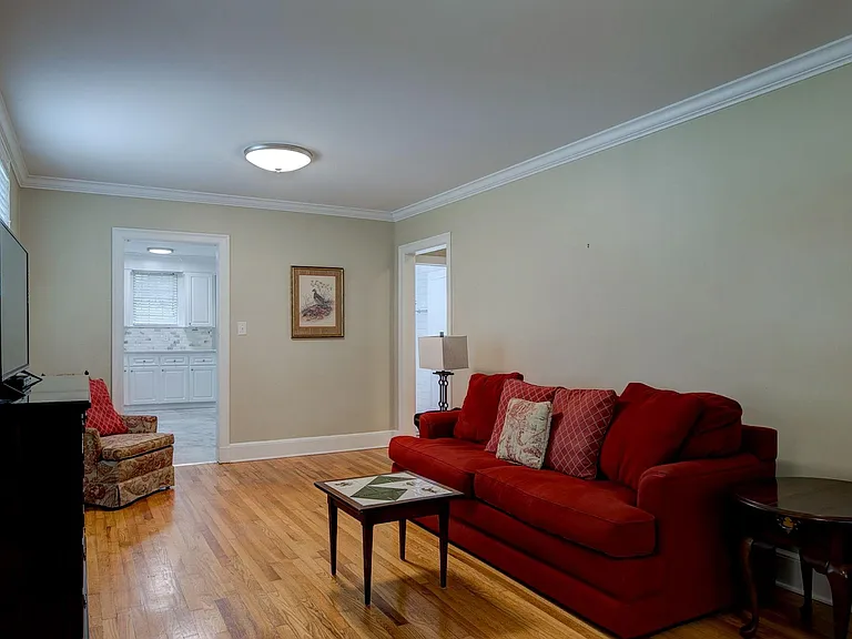 1514 Lakeview Ave — Photo 5