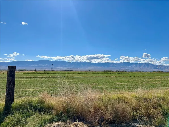 34770 Cambria Rd, Lucerne Valley, CA 92356