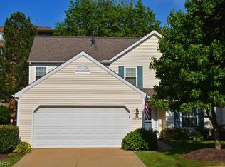 5999 Halle Farm Dr #A, Willoughby, OH 44094