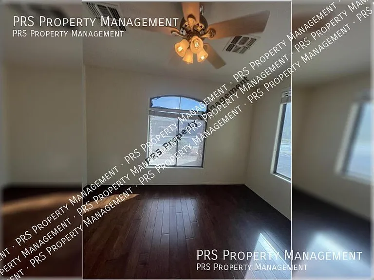 576 E Julian Dr — Photo 7