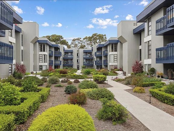 2nd image of 350 Paseo De Playa Unit 317