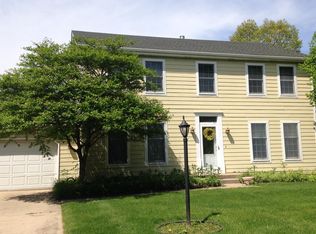 502 Hunters Ct, Chesterton, IN 46304