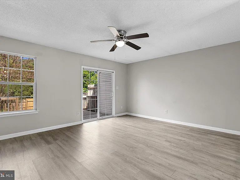 229 Sherando Cir — Photo 11
