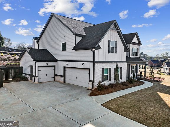 3rd image of 787 Reece Dr