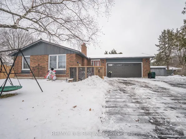 6 Camdon Ct, Tillsonburg, ON N4G 4B3