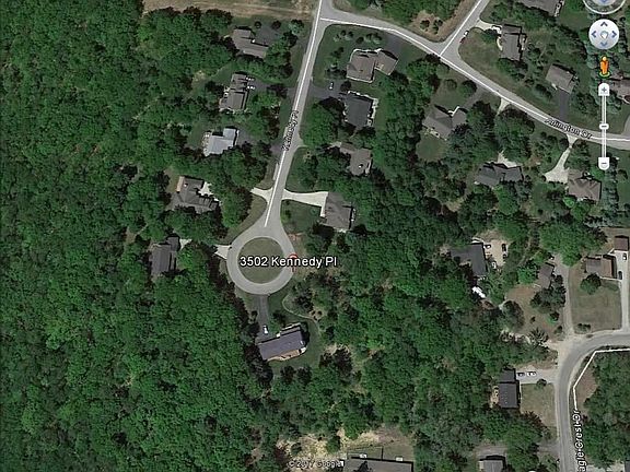 2nd image of 3502 Kennedy Pl
