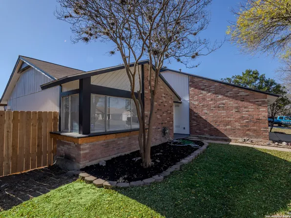 9446 BRUSHY POINT ST, San Antonio, TX 78250