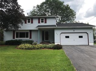 406 Branchwood Dr, Liverpool, NY 13090