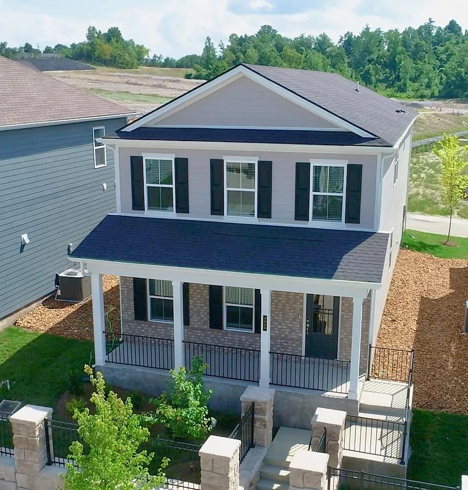 5 bed, 2433 sqft, $2,750 — Photo 1