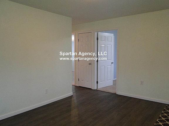 5th image of 269 Sunset Dr