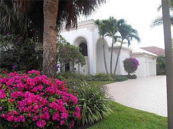 Home For Sale In Bocaire