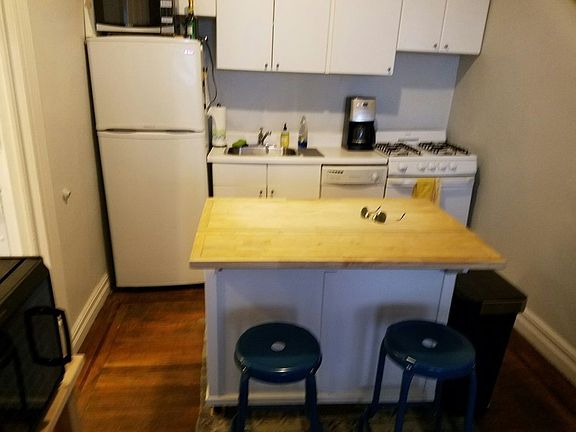 5th image of 1378 3rd Ave APT 3C