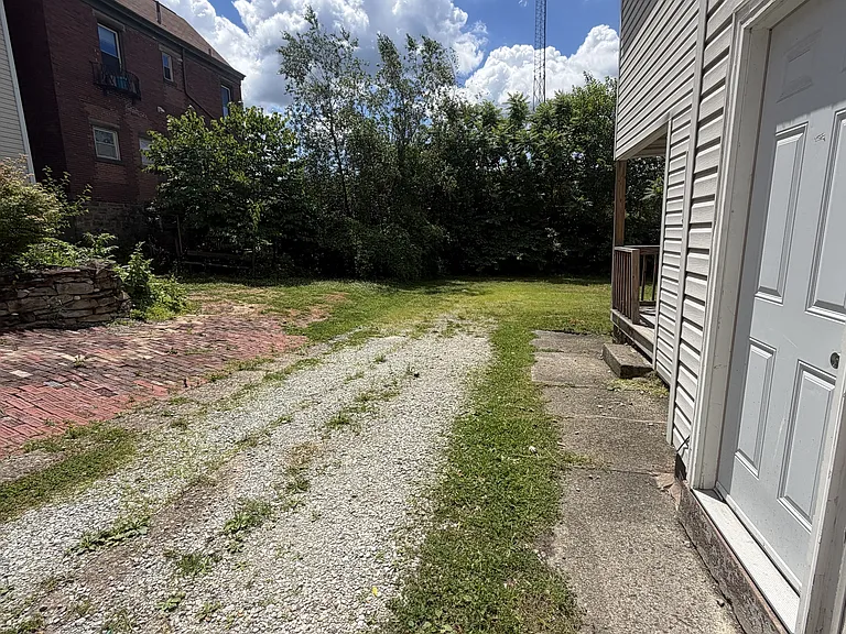 30 W 4th St S — Photo 19