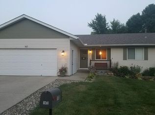 147 Fairlawn Ave E, Winsted, MN 55395