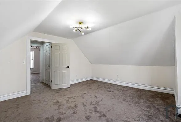 415 Mills Ave — Photo 18