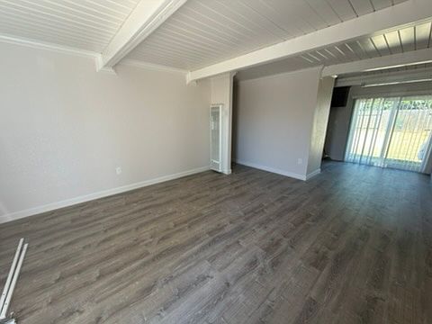 1st image of 1001 Pierce St