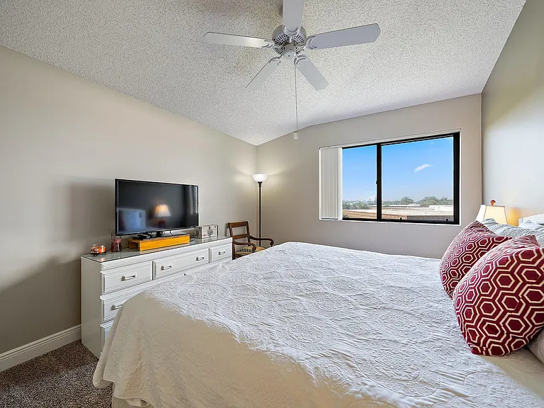 860 Bella Vista Ct S #60 — Photo 28