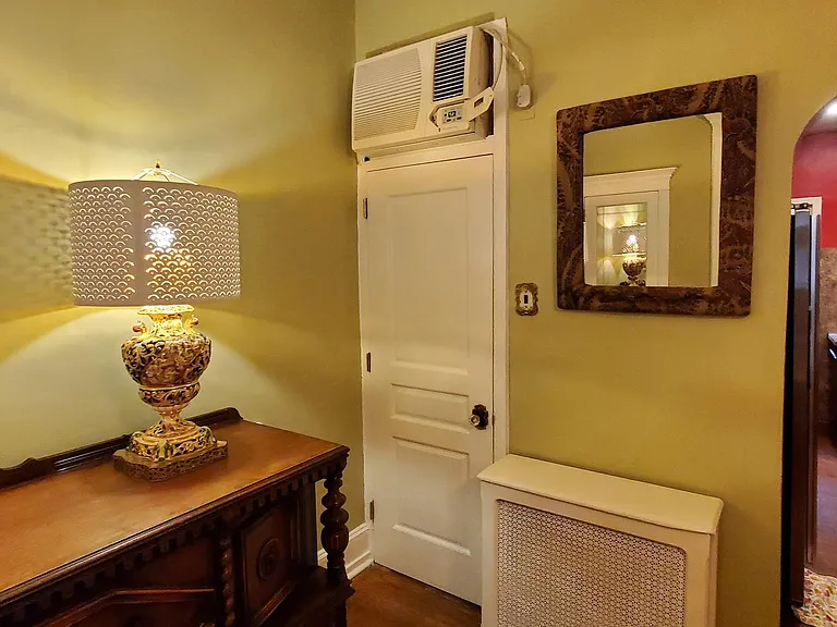 1033 Jackson St — Photo 19
