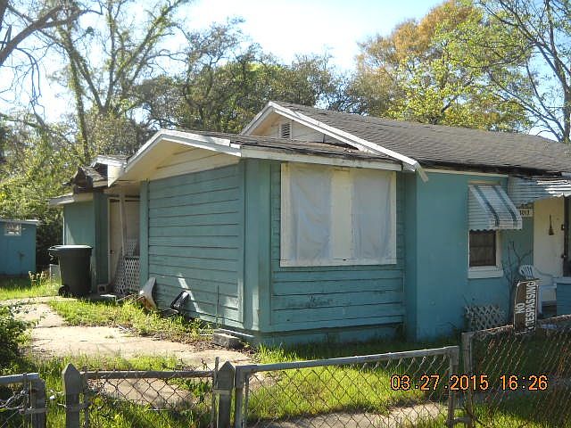 1st image of 3017 N Tarragona St