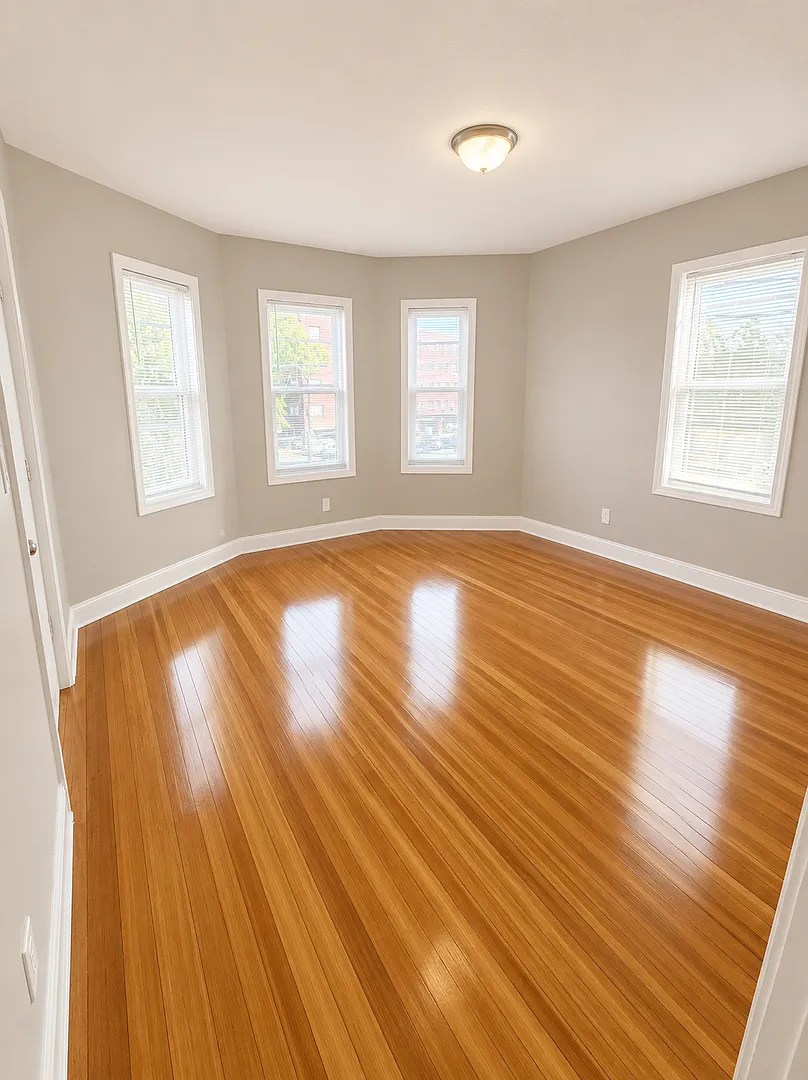 Peabody 2-Bed, 1-Bath — Photo 3