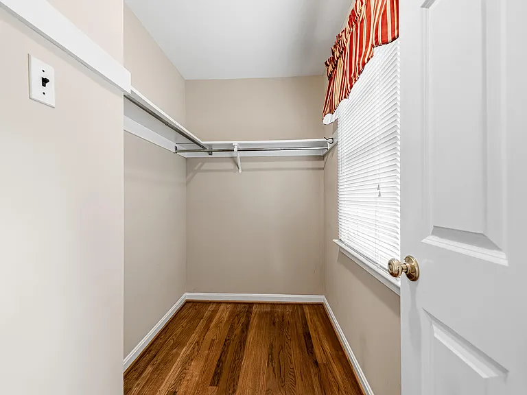 1432 Filene Ct — Photo 17
