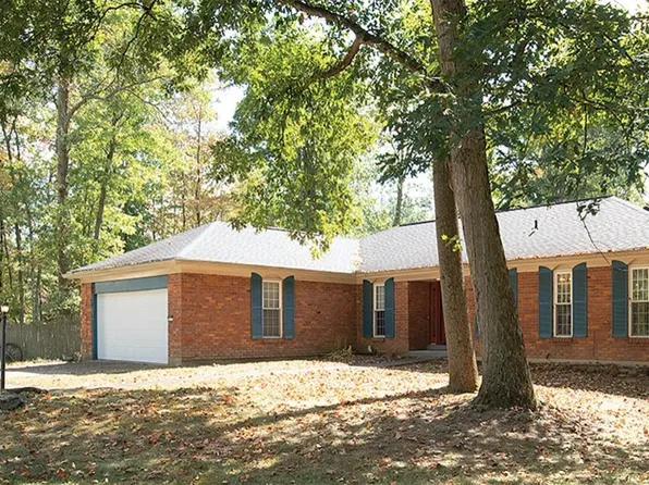 1257 Pine Forest Dr, Amelia, OH 45102