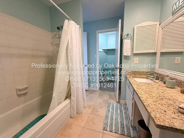 726 Country Place Dr #B — Photo 21