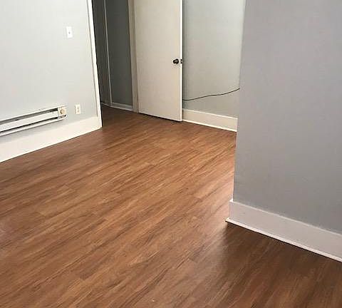 5th image of 301 S Vance St APT B