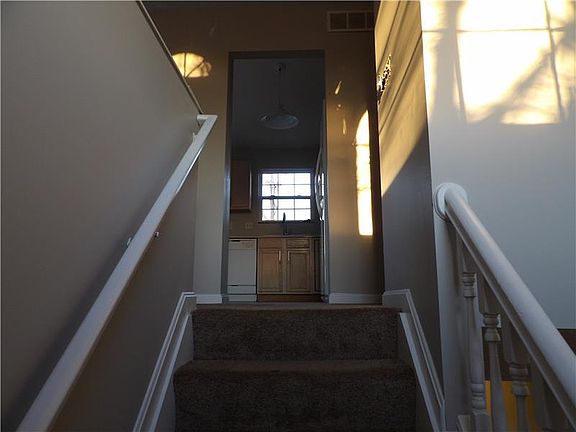 3rd image of 2728 Berwood Ln