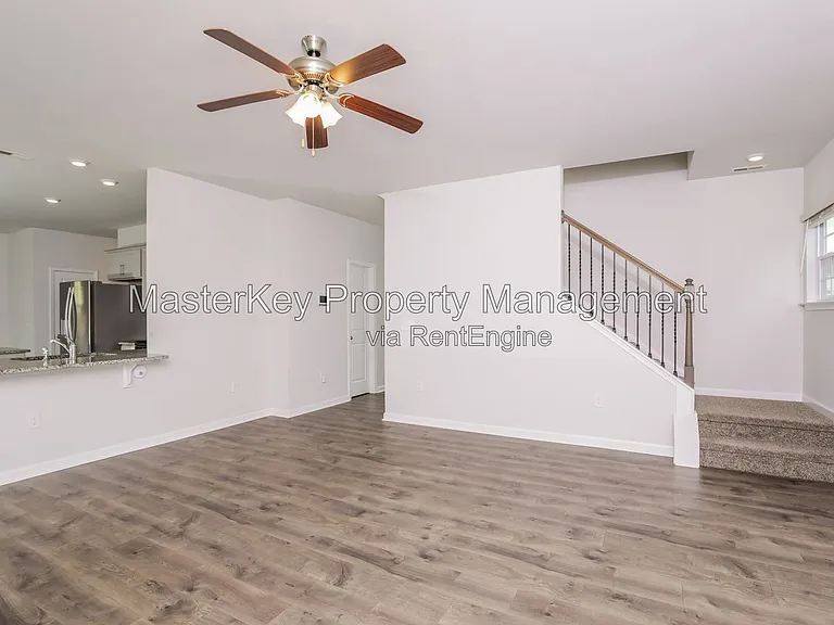 633 Birchhead Dr — Photo 8