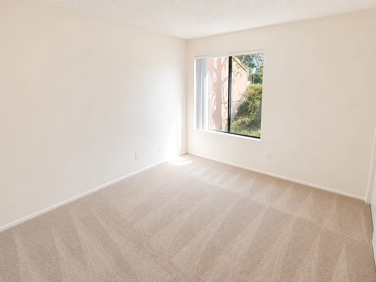 5910 Rancho Mission Rd #30 — Photo 4