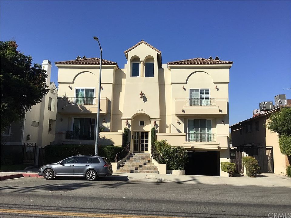 1st image of 10623 Moorpark St Unit 6
